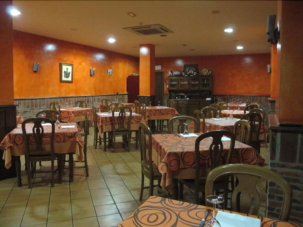 Hotel Rural Hojaranzos Tejeda de Tiétar Zewnętrze zdjęcie