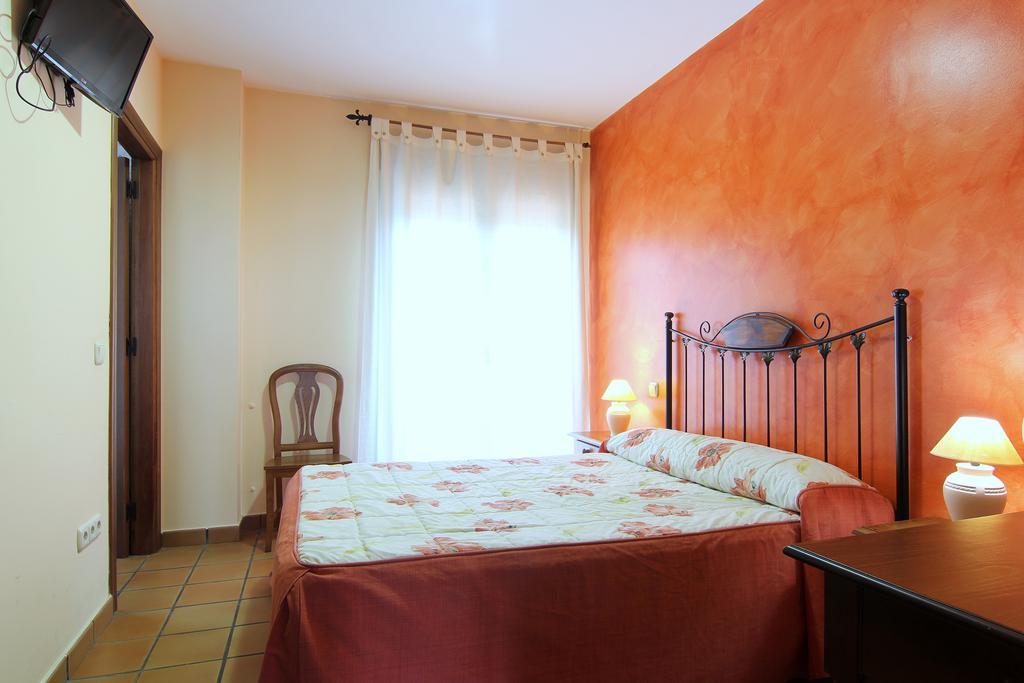 Hotel Rural Hojaranzos Tejeda de Tiétar Zewnętrze zdjęcie