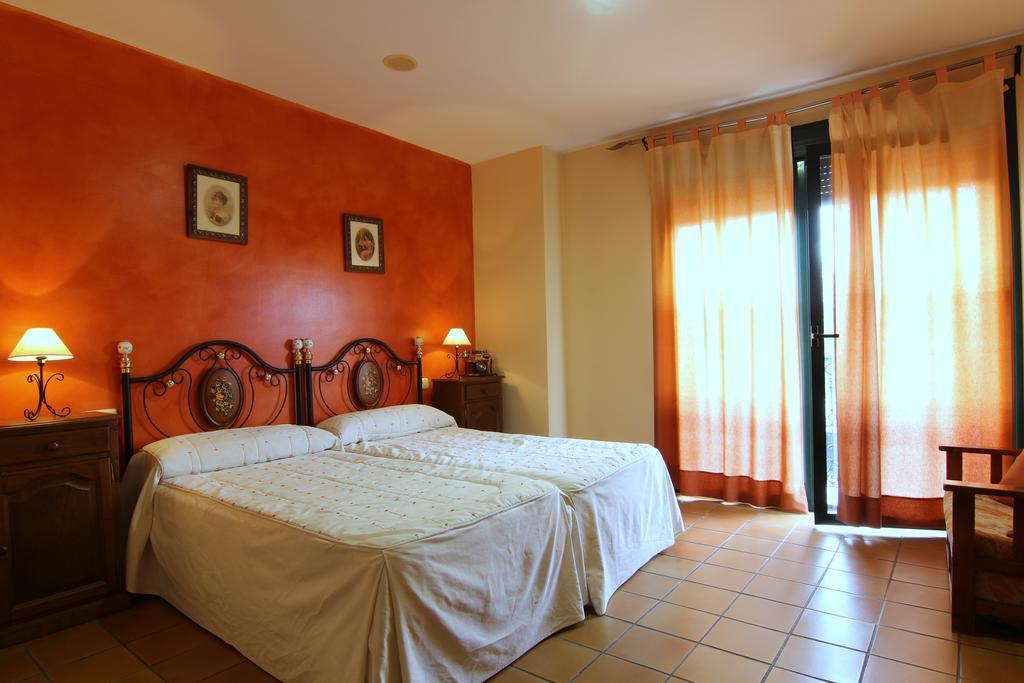 Hotel Rural Hojaranzos Tejeda de Tiétar Zewnętrze zdjęcie